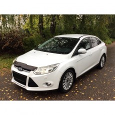 Ford Focus 2011-2015 - Дефлектор капота, темный. EGR.
