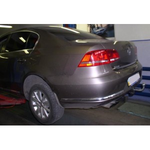 Фаркоп VOLKSWAGEN Passat B7 2010- съемный Полигон Авто
