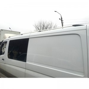 Рейлинги хромированные для Volkswagen Crafter 2006-2017гг с чугунными опорами