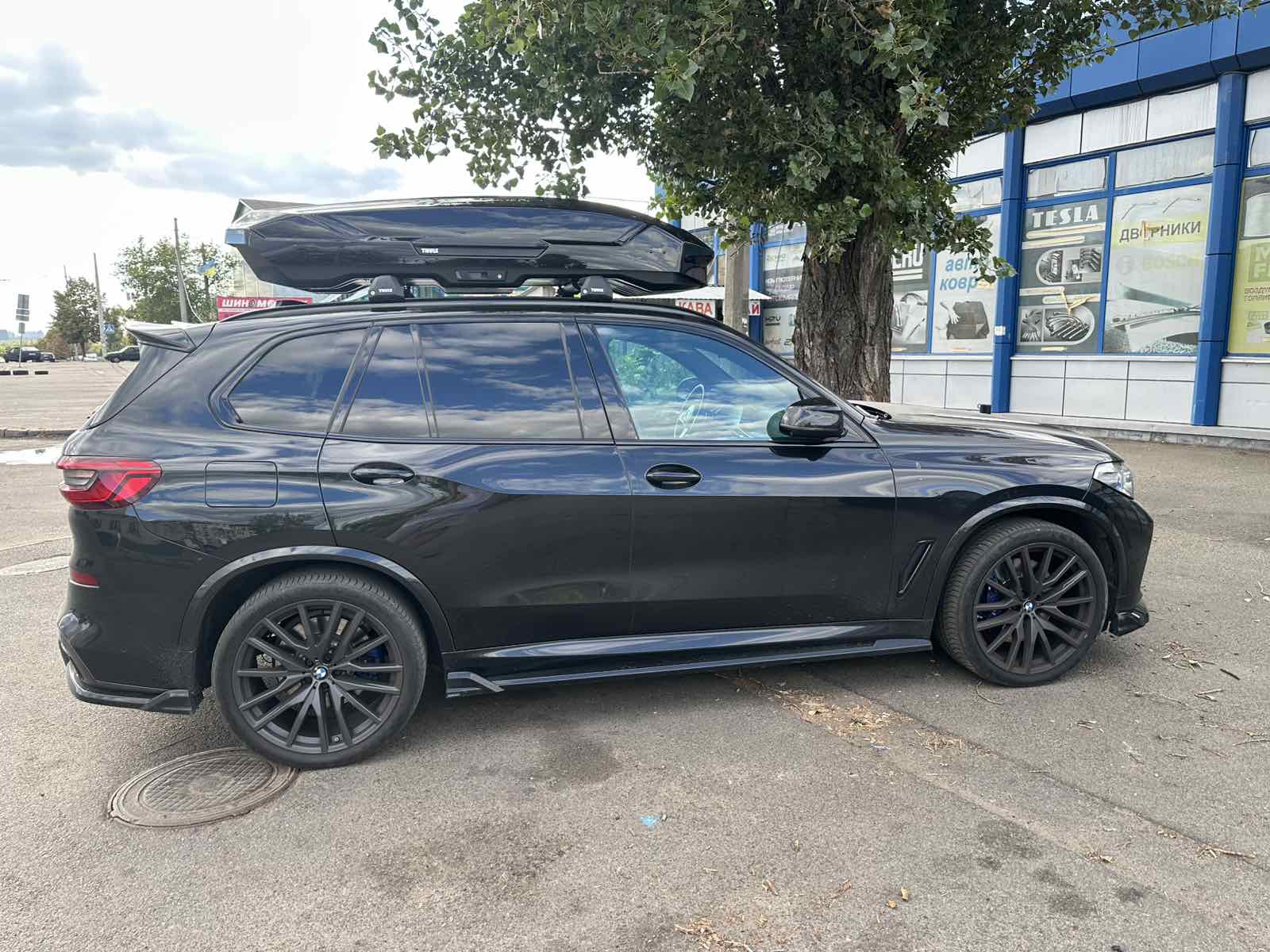 Thule Motion 3 XL Black