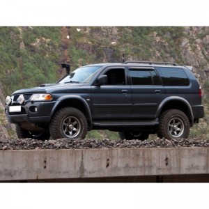Mitsubishi Pajero Sport 1997-2007 - Дефлекторы окон, 4 шт, темные, EGR. Mitsubishi Pajero Sport 1997-2007 - Дефлекторы окон, 4 шт, темные, EGR.