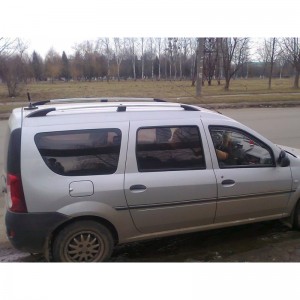 Рейлинги хромированные для Renault Logan MCV 2008-2013 с металлическими опорами Рейлинги хромированные для Renault Logan MCV 2008-2013 с металлическими опорами